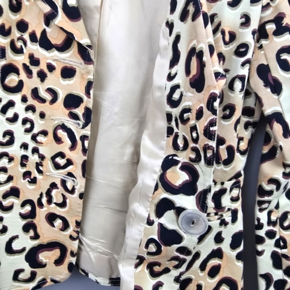 NANETTE LEPORE‎ Leopard Print Blazer 3/4 Sleeve Beige Artsy Buttons Womens Sz M - Picture 13 of 13